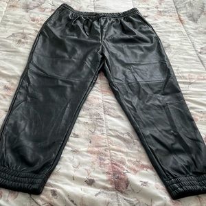 Cider black vegan leather pull on drawstring joggers, size XL pockets biker